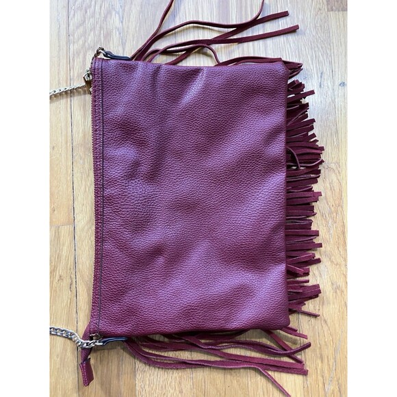 H&M Burgundy Fringe Faux Leather Purse Gold Chain Strap Crossbody - Picture 6 of 6
